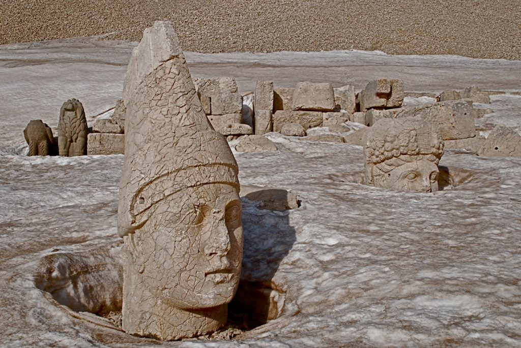 Nemrut Statues