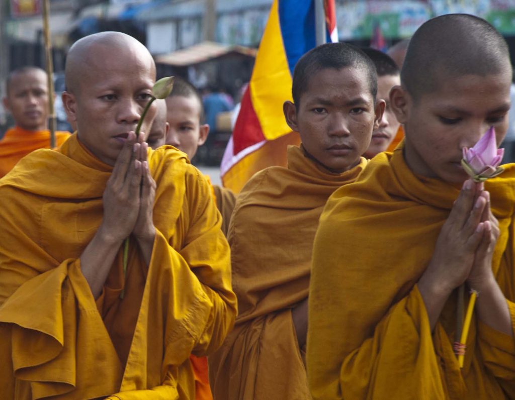 buddhist-procession-2